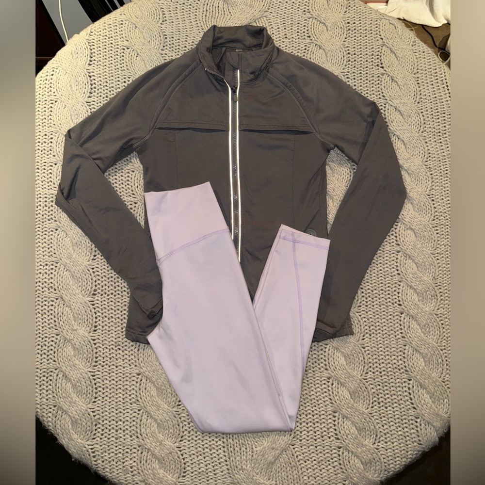 Athleta Women's Gray and Lavender Activewear Set